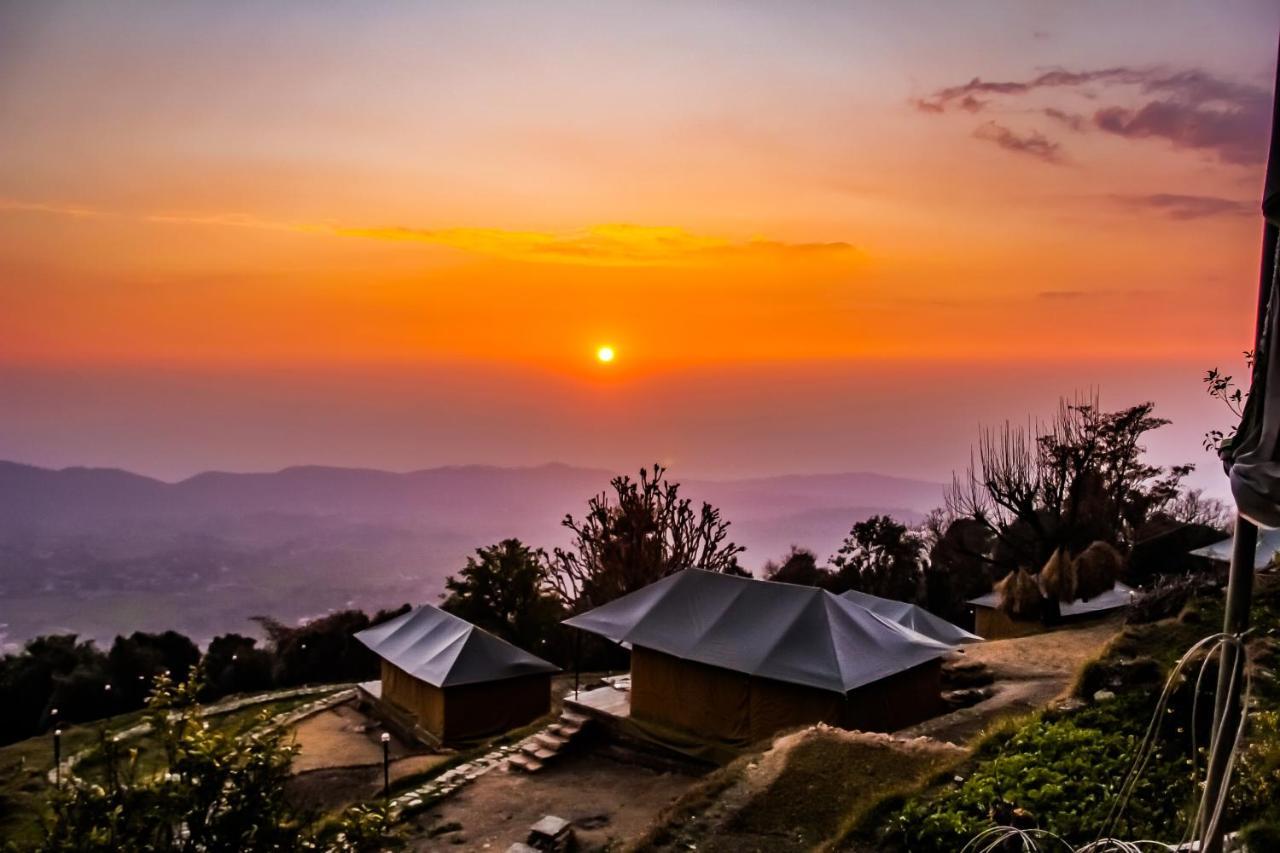 Cbb - Camp Bir Billing Hotel Buitenkant foto