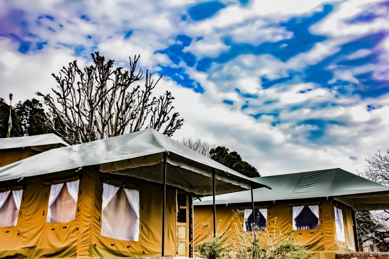 Cbb - Camp Bir Billing Hotel Buitenkant foto